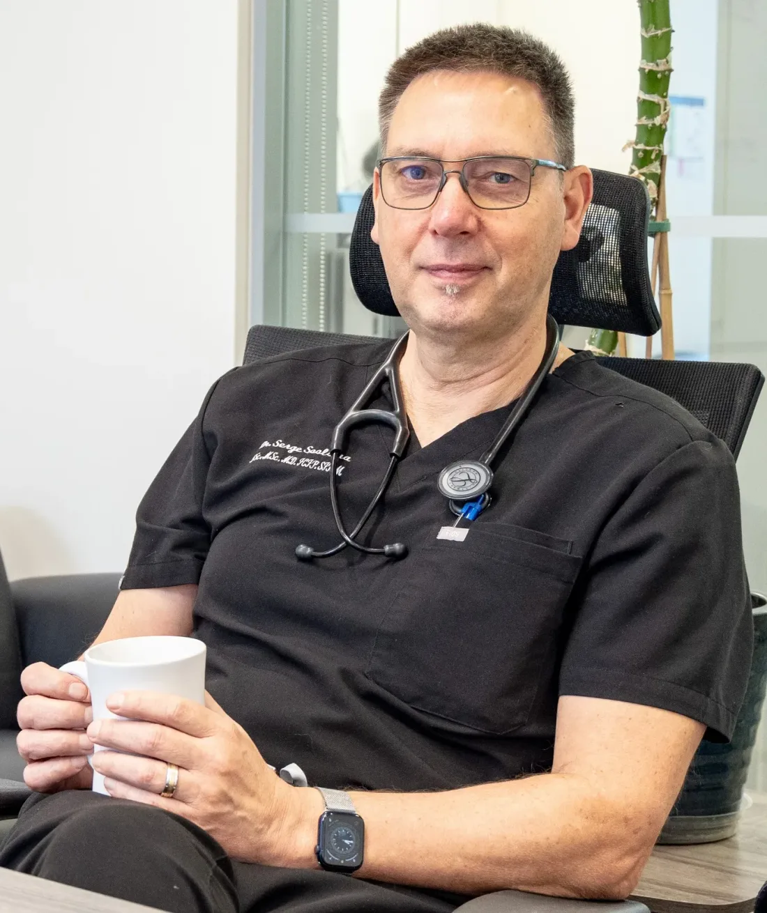 Dr. Serge Soolsma MD